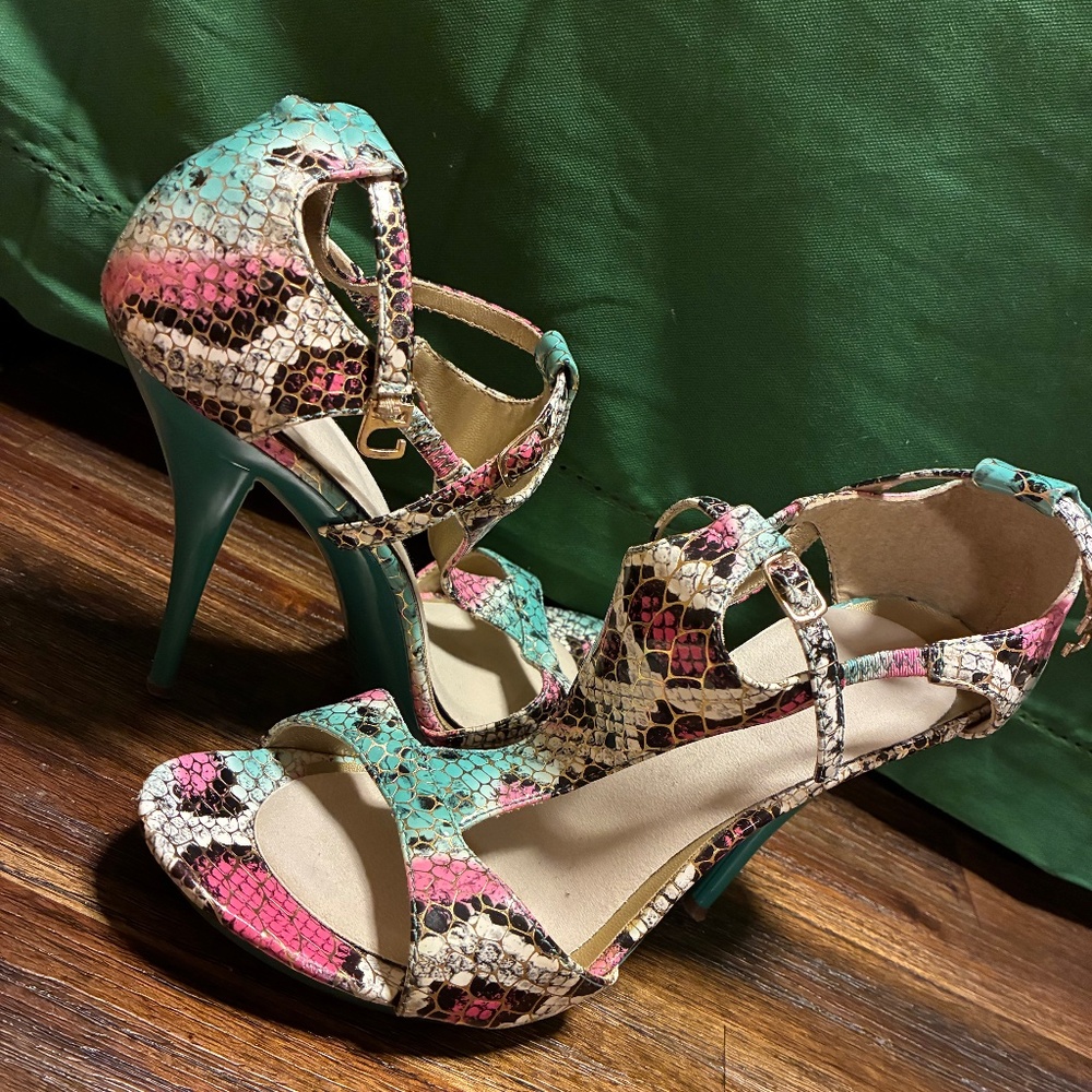 Multicolor animal print heels